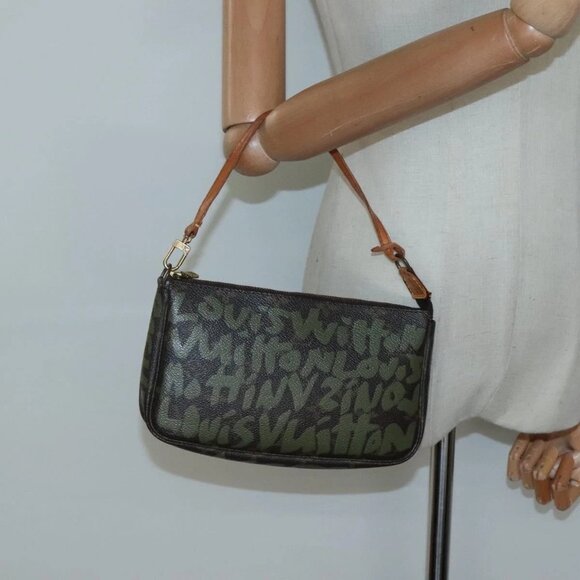 LOUIS VUITTON Graffiti Pochette Accessoires Pouch Khaki M92191 LV Auth bs28566 - Picture 3 of 16